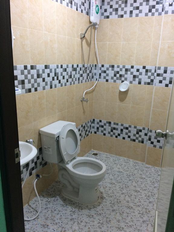 Apartamento Am House Klong Muang Beach Exterior foto